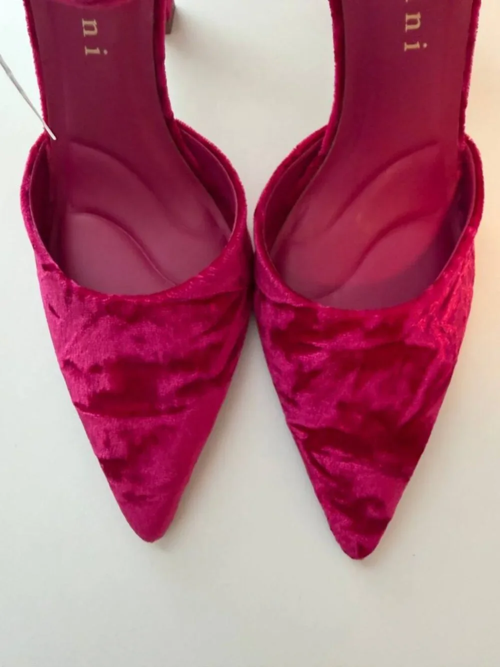 NWT Gianni Bini Geno Hot Pink Velvet Pointed Toe Ankle Strap Heels Size 8.5